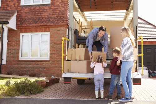 Local moving truck for flats and apartments in Westcombe Park