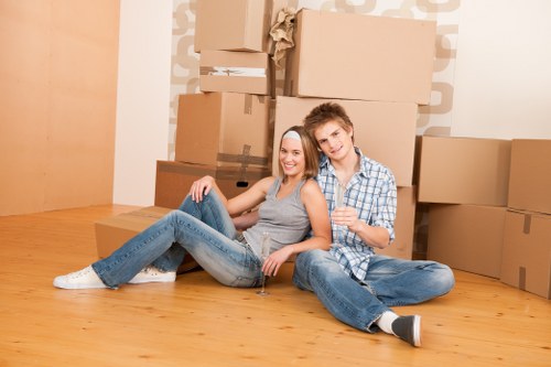 Packing and loading help for a small removals job