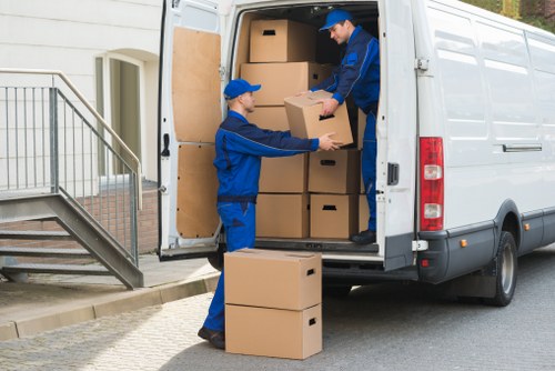 Card and PayPal payment options for Man With Van Westcombepark