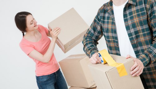 Man and van moving service in Westcombe Park for local relocations