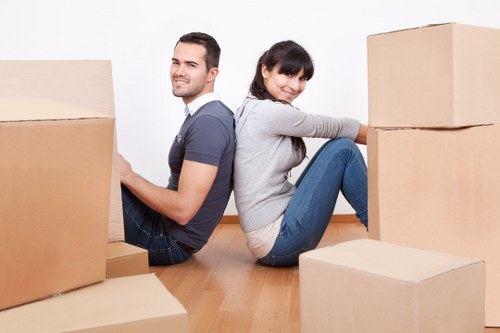 Residential moving van support for a local Westcombe Park move